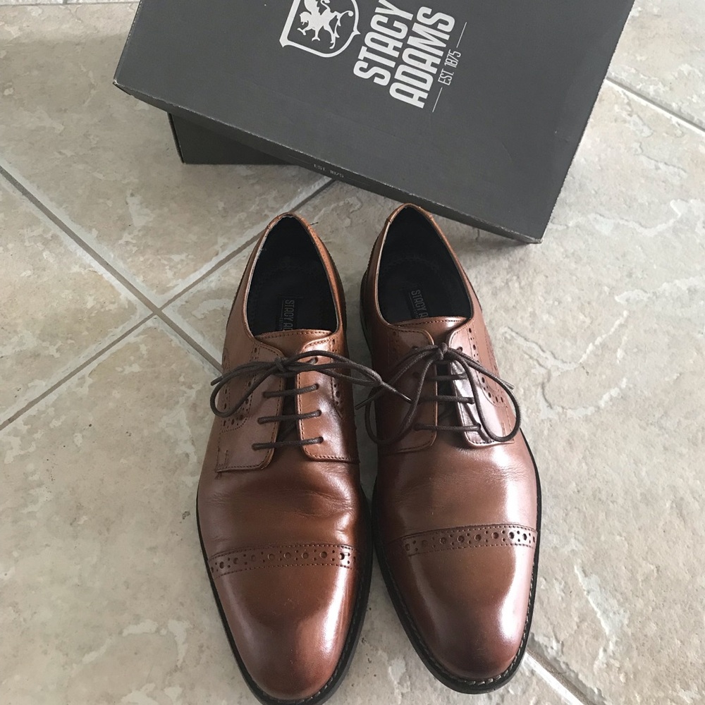 Stacy Adams tan dress shoes